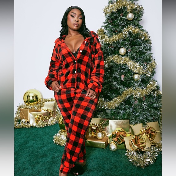 NWOT Baby It's Cold Plush PJ Pant Set - Red/Black - Picture 1 of 7